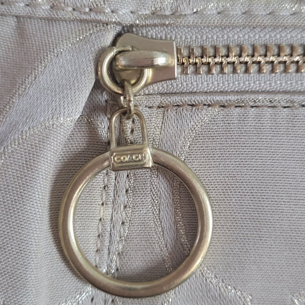 Coach Poppy Lurex Glam Signature Shoulder bag/Tote - Picture 7 of 16